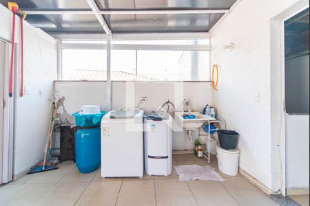 Apartamento para alugar com 110m², 2 quartos e 1 vagaÁrea de Serviço