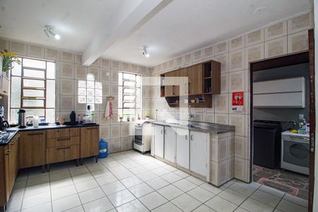 Casa à venda com 290m², 6 quartos e 3 vagasCozinha