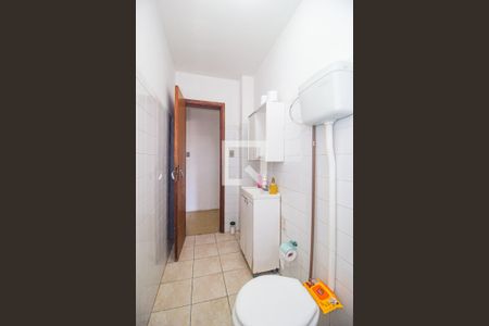 Casa à venda com 290m², 6 quartos e 3 vagasBanheiro da Suíte 2