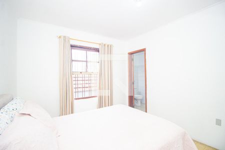 Casa à venda com 290m², 6 quartos e 3 vagassuite 3