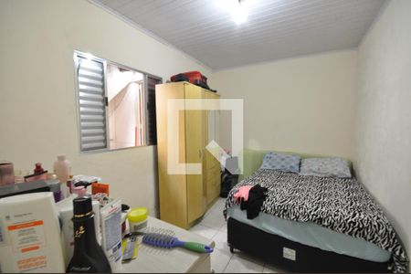 Casa à venda com 220m², 5 quartos e 2 vagasQuarto 5