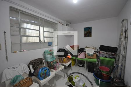 Casa à venda com 220m², 5 quartos e 2 vagasQuarto de Serviço