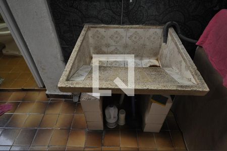 Casa à venda com 220m², 5 quartos e 2 vagasÁrea de Serviço