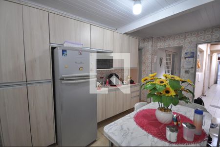 Casa à venda com 220m², 5 quartos e 2 vagasCozinha