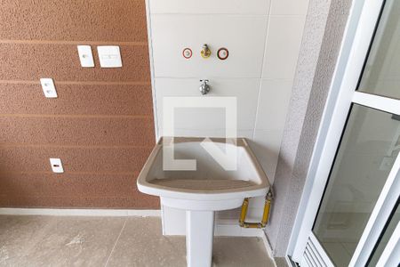 Varanda - Lavanderia de apartamento à venda com 3 quartos, 74m² em Vila Nair, São Paulo