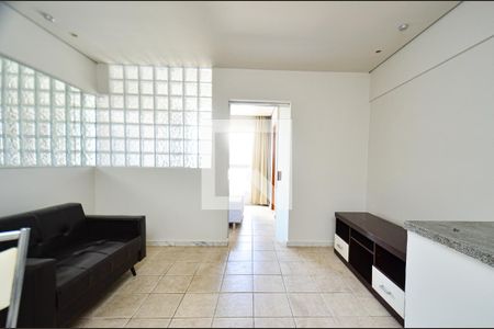Sala de apartamento para alugar com 1 quarto, 28m² em Centro, Belo Horizonte