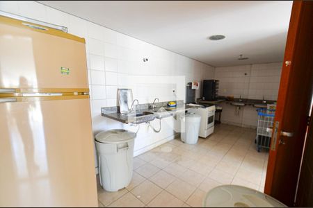 Apartamento para alugar com 28m², 1 quarto e sem vaga Apartamento para alugar com 28m², 1 quarto e sem vagaArea comum/ cozinha