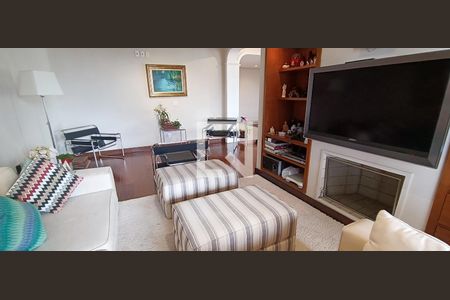 Apartamento à venda com 425m², 4 quartos e 4 vagasSala