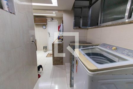 Apartamento à venda com 79m², 3 quartos e sem vaga Apartamento à venda com 79m², 3 quartos e sem vagaÁrea de Serviço