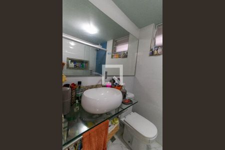 Apartamento à venda com 79m², 3 quartos e sem vaga Apartamento à venda com 79m², 3 quartos e sem vagaBanheiro