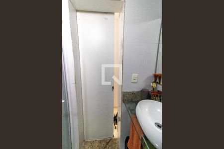 Apartamento à venda com 79m², 3 quartos e sem vaga Apartamento à venda com 79m², 3 quartos e sem vagaBanheiro