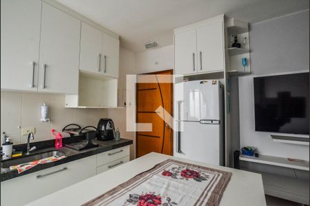 Apartamento à venda com 100m², 2 quartos e 2 vagasCozinha