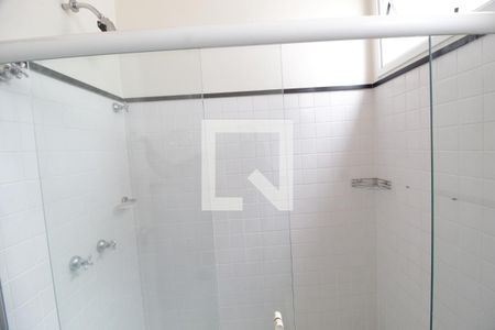 Casa para alugar com 480m², 5 quartos e 4 vagasBanheiro do Quarto 1