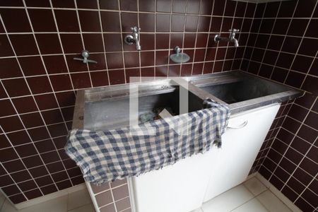 Casa para alugar com 480m², 5 quartos e 4 vagasÁrea de Serviço