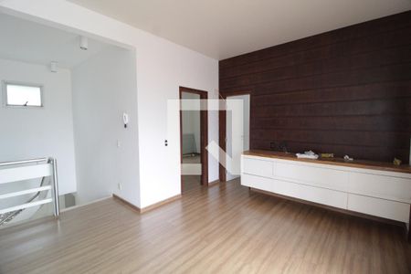 Casa para alugar com 480m², 5 quartos e 4 vagasHall Quartos