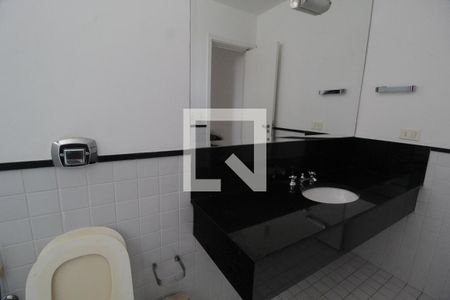 Casa para alugar com 480m², 5 quartos e 4 vagasBanheiro do Quarto 3