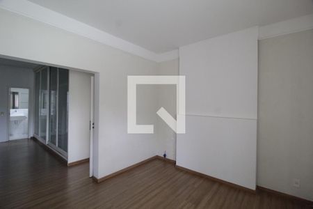 Casa para alugar com 480m², 5 quartos e 4 vagasQuarto 4 - Suíte