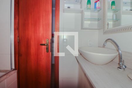 Casa à venda com 184m², 4 quartos e 5 vagas Casa à venda com 184m², 4 quartos e 5 vagasBanheiro da Suíte