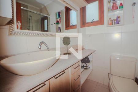 Casa à venda com 184m², 4 quartos e 5 vagas Casa à venda com 184m², 4 quartos e 5 vagasBanheiro da Suíte