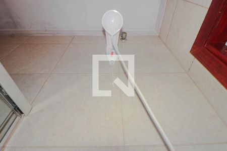 Casa à venda com 184m², 4 quartos e 5 vagas Casa à venda com 184m², 4 quartos e 5 vagasBanheiro Social 2