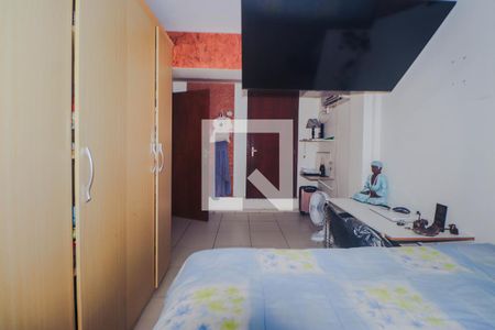 Casa à venda com 184m², 4 quartos e 5 vagas Casa à venda com 184m², 4 quartos e 5 vagasQuarto 3