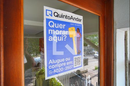 Apartamento para alugar com 220m², 3 quartos e 1 vagaAdesivo