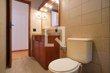 Apartamento para alugar com 220m², 3 quartos e 1 vagaBanheiro Corredor 1