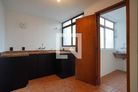 Apartamento para alugar com 220m², 3 quartos e 1 vagaCozinha