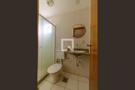 Casa de condomínio para alugar com 200m², 3 quartos e 1 vagaBanheiro Social