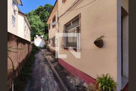Casa à venda com 187m², 3 quartos e 2 vagasQuintal