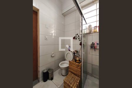 Casa à venda com 187m², 3 quartos e 2 vagasBanheiro Corredor