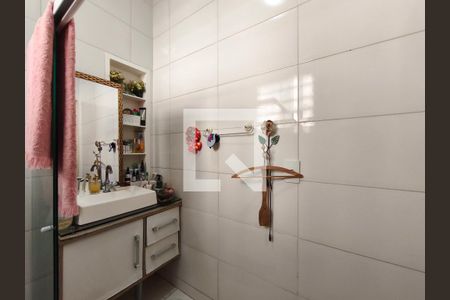 Casa à venda com 187m², 3 quartos e 2 vagasBanheiro Corredor