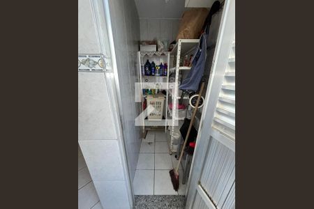 Apartamento à venda com 70m², 2 quartos e 1 vagaBanheiro de serviço