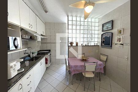 Apartamento à venda com 70m², 2 quartos e 1 vagaCozinha