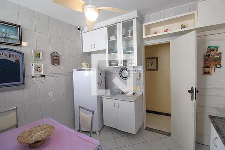 Apartamento à venda com 70m², 2 quartos e 1 vagaCozinha