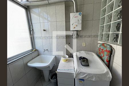 Apartamento à venda com 70m², 2 quartos e 1 vagaÁrea de Serviço
