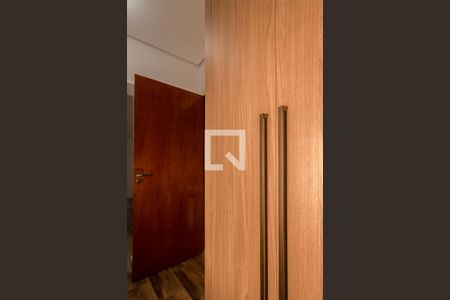 Casa à venda com 200m², 3 quartos e 2 vagas Casa à venda com 200m², 3 quartos e 2 vagascloset da suíte