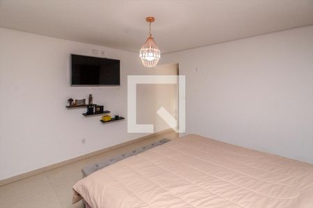 Casa à venda com 200m², 3 quartos e 2 vagas Casa à venda com 200m², 3 quartos e 2 vagassuíte