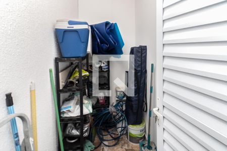 Casa à venda com 200m², 3 quartos e 2 vagas Casa à venda com 200m², 3 quartos e 2 vagasdespensa na área de serviço