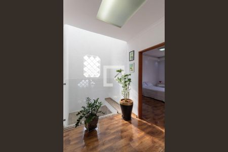 Casa para alugar com 180m², 3 quartos e 8 vagasCorredor