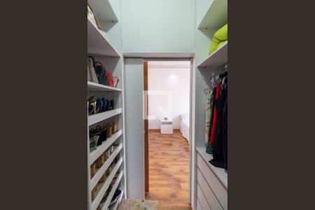 Casa para alugar com 180m², 3 quartos e 8 vagasCloset da suíte