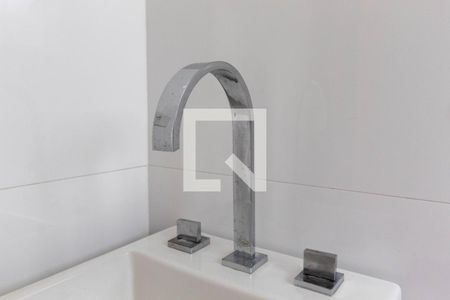 Casa para alugar com 180m², 3 quartos e 8 vagasBanheiro da Suíte 2