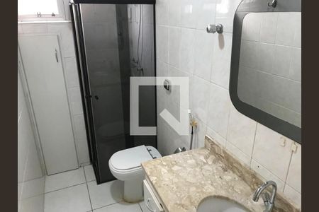Banheiro de apartamento à venda com 1 quarto, 81m² em Bosque, Campinas