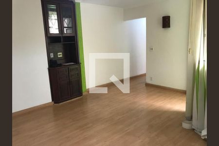 Apartamento à venda com 81m², 1 quarto e sem vaga Apartamento à venda com 81m², 1 quarto e sem vagaSala