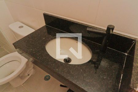 Apartamento à venda com 40m², 2 quartos e sem vaga Apartamento à venda com 40m², 2 quartos e sem vagaBanheiro