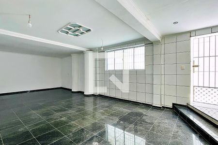 Casa para alugar com 180m², 3 quartos e 2 vagasÁrea comum