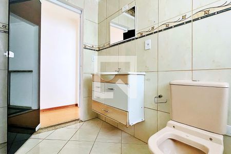 Casa para alugar com 180m², 3 quartos e 2 vagasBanheiro