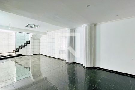 Casa para alugar com 180m², 3 quartos e 2 vagasÁrea comum