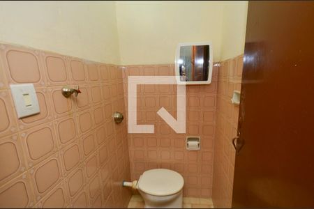 Apartamento à venda com 111m², 2 quartos e sem vagaBanheiro serviço