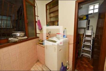 Apartamento à venda com 111m², 2 quartos e sem vagaArea serviço